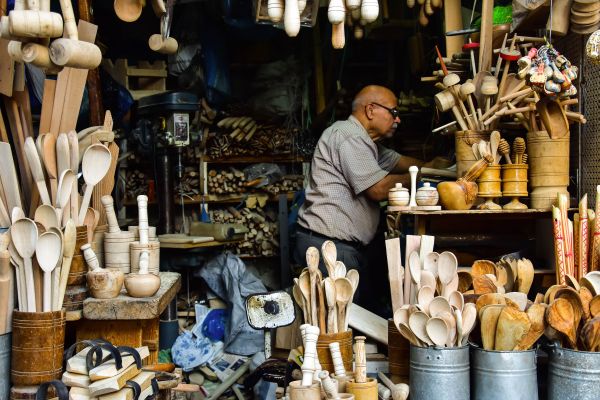 Explore Bristol's Finest Artisan Markets: The Ultimate Guide to Local Handcrafted Treasures!
