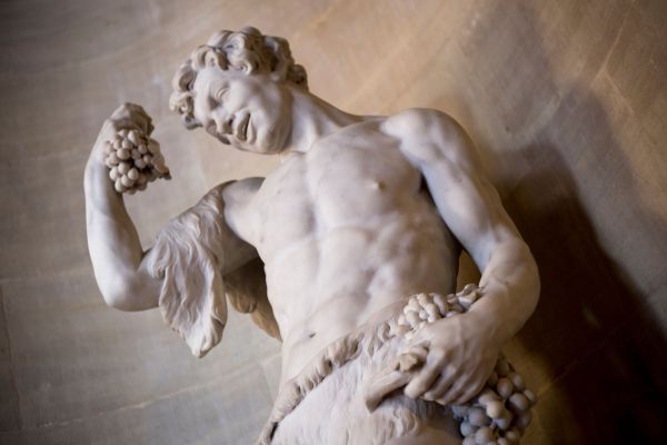 Explore Captivating Guided Tours for a Deep Dive into the Rich Heritage of British Sculpture